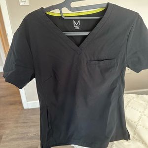 Medelita scrub top